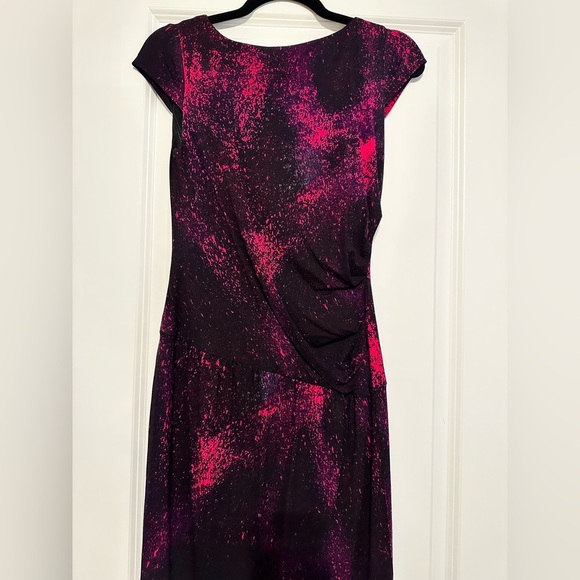 Aidan Mattox Dresses & Skirts - Women’s Fuchsia & Black Cap-Sleeve Dress